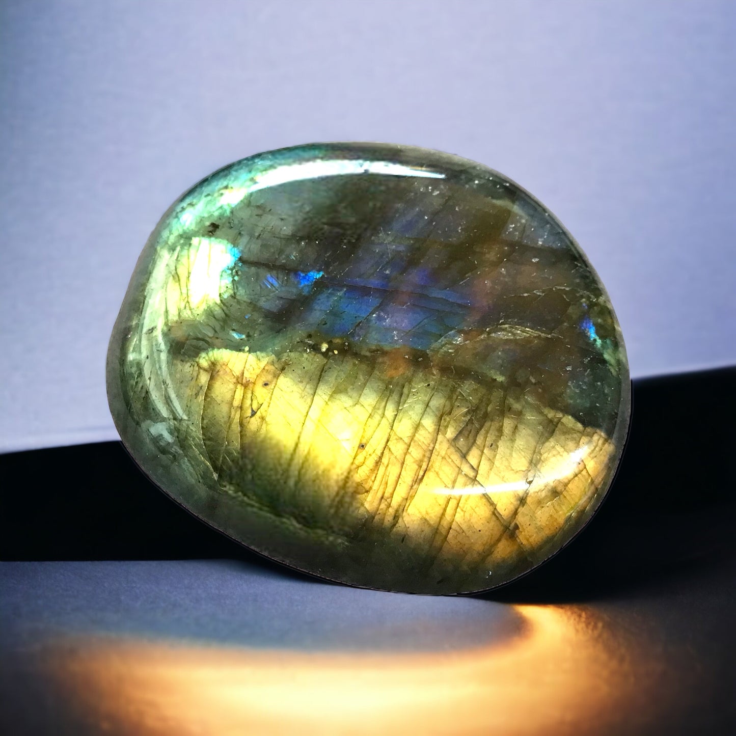 Exclusiver XL Labradorit Palmstein I Edelstein I 120–200 Gramm I Madagaskar Sale