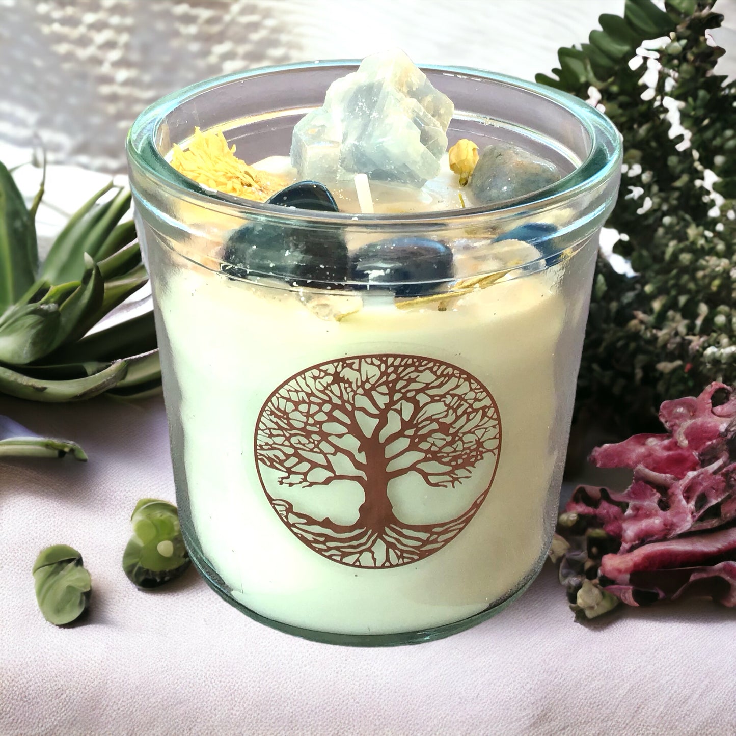 Große Edelsteinkerze "Erneuerung" im Glas mit Anleitung | Duftkerze | Ritualkerze | Kristallkerze mit Blüten | Calcit blau, Aventurin blau, Achat blau, Bergkristall | Waldduft