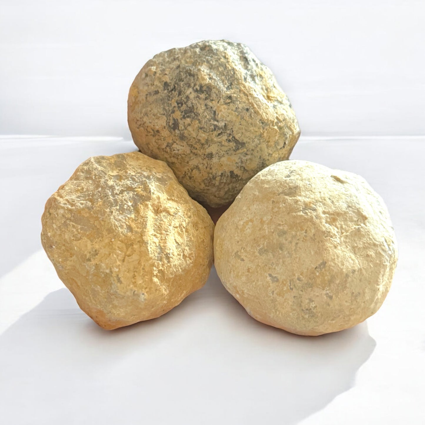 Grosses dreiteiliges Geoden Sparset in Baseballgröße - 7-8 cm - mit Anleitung zum aufbrechen und Beschreibung der Geoden - insgesamt 900-1000 Gramm Sale zum UVP -30%
