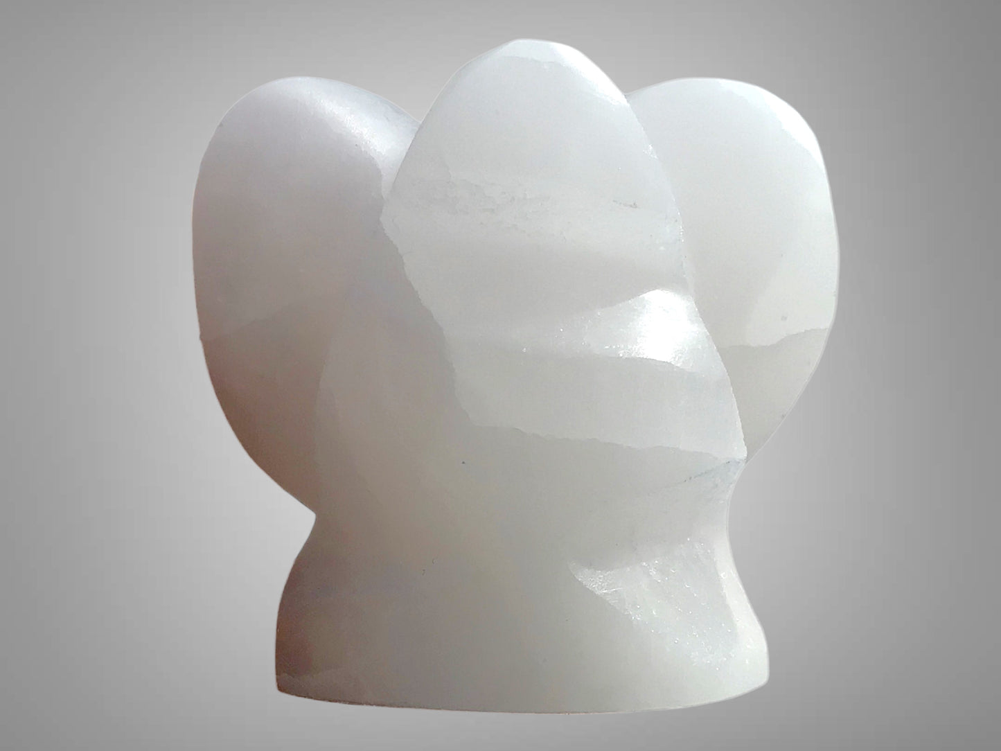 Steinfixx® Selenit moderner Schutzengel | Skulptur | 70x70x50 mm | Andenken | gegen negative Energien | Ladestein | 290 Gramm