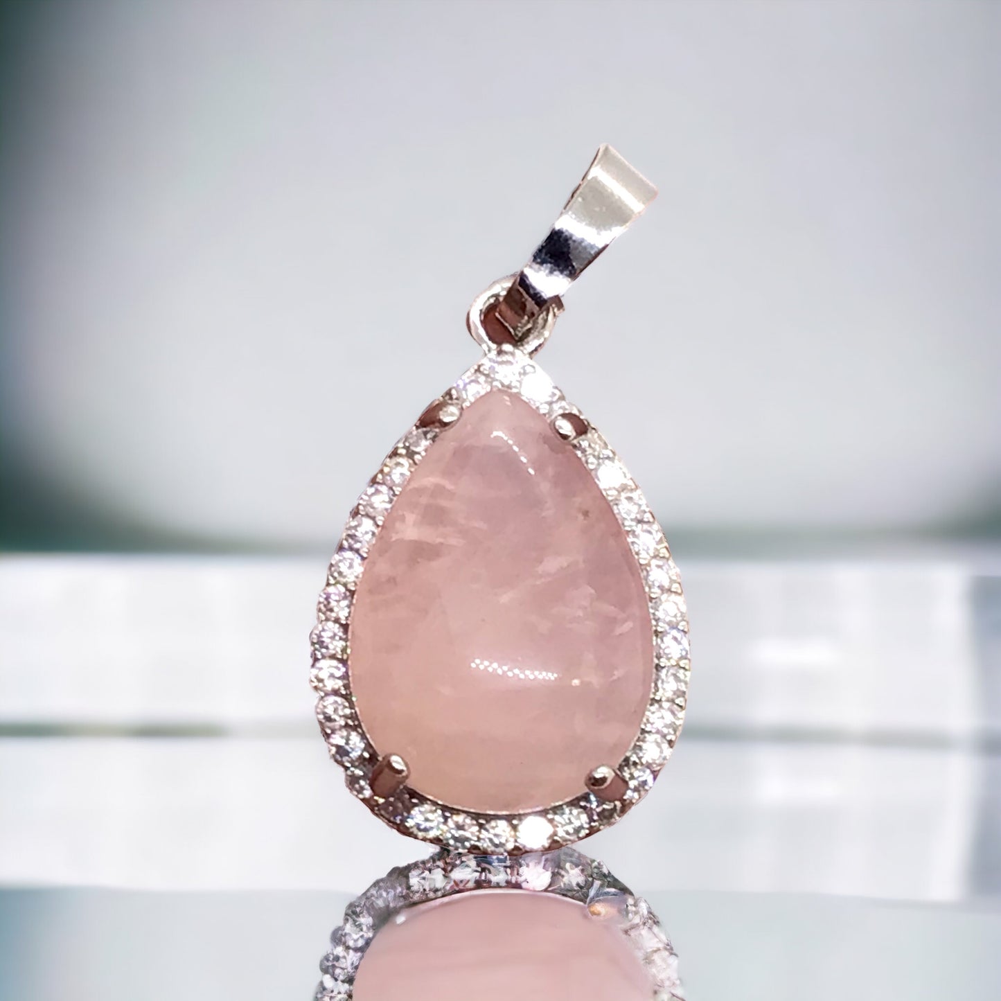 Steinfixx® - Royale Edelstein Anhänger in Tropfenform, umrahmt von Zirkonia, Edelstahl versilbert