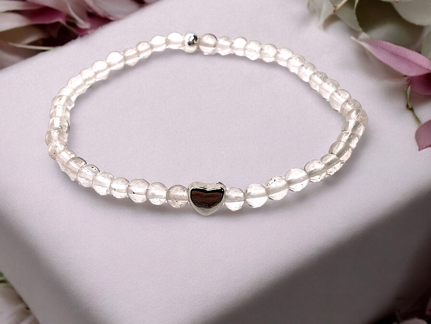 Bergkristall Edelstein Perlen Armband *HEILUNG* - mit 925 Silberperle und versilbertem Herzchen in Steinfixx Geschenkbox - Handmade