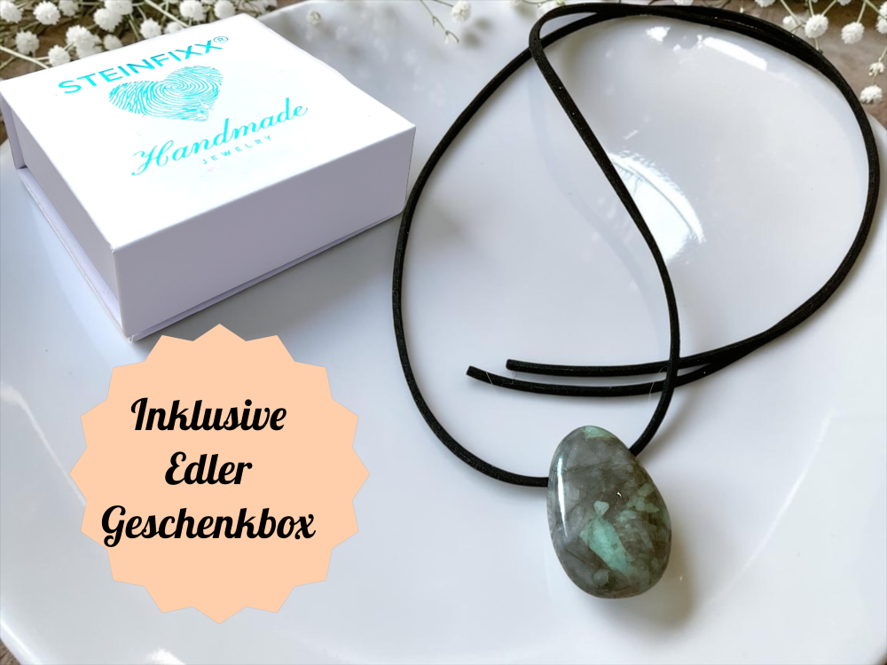 Smaragd Anhänger Tropfen – Edelstein Kette mit 80 cm Band & Geschenkbox – Echter Smaragd Schmuck Grün – Naturstein aus Brasilien