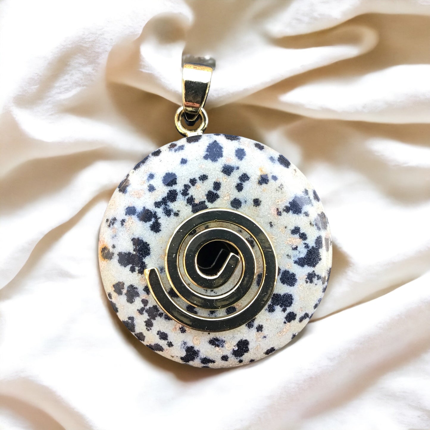 Premium Edelstein-Donut Dalmatiner Jaspis top Qualität optional als Kette mit versilberter oder vergoldeter Spirale und Wildlederband