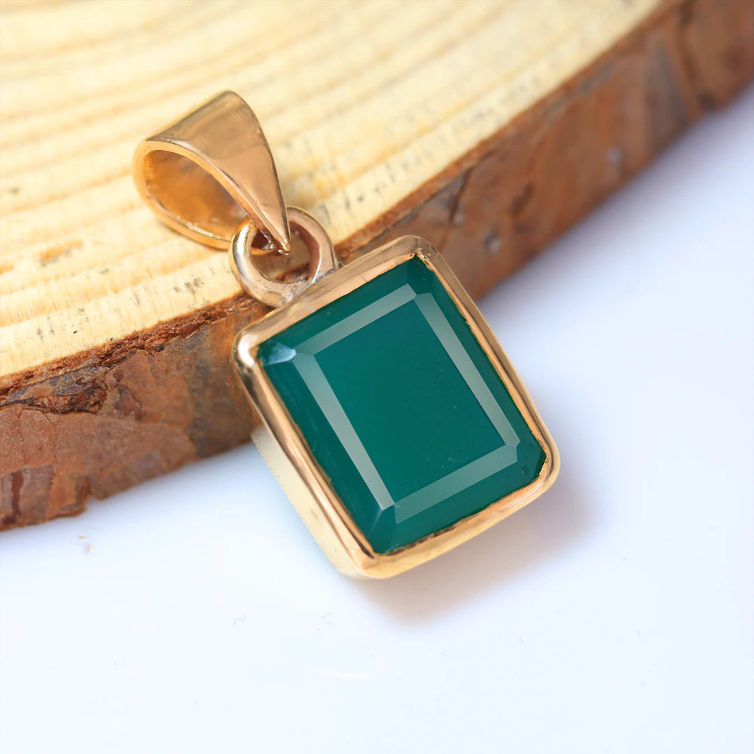 Die geheimnisvollen Kräfte des Smaragds entdecken