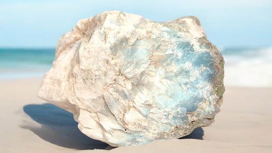 Prächtiger und sehr seltener Larimar Rohstein - Unikat 1563 - 50x40x35mm - 65gr. - Dominikanische Republik