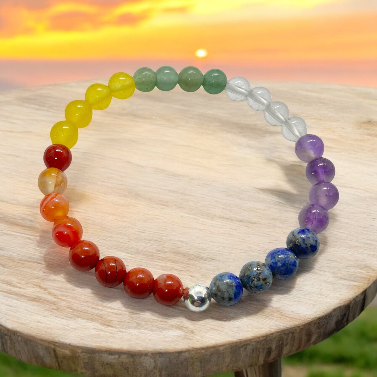 Perlenarmband Chakra 6 mm mit 925 Silberperle - Handmade - inclusive edler Geschenkbox - 7 Chakren aus echten Mineralien