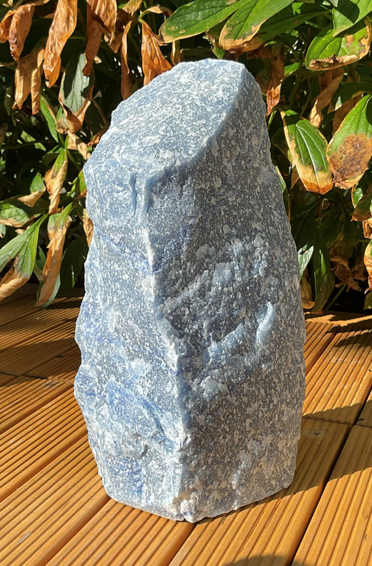 XL Blauquarz Tower „Masterpiece“ – 4,3 kg Unikat Nr. 1715 aus Brasilien – AAA-Qualität – 26 cm hoher Naturstein als exklusives Sammlerstück für Wohnraum, Praxis und Vitrin