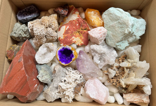 Mineralien-Konvolut „Weltreise“ – 19 verschiedene Mineralien aus aller Welt – 4,00 kg Sammlerstück – Unikat Nr. 1235 – SALE