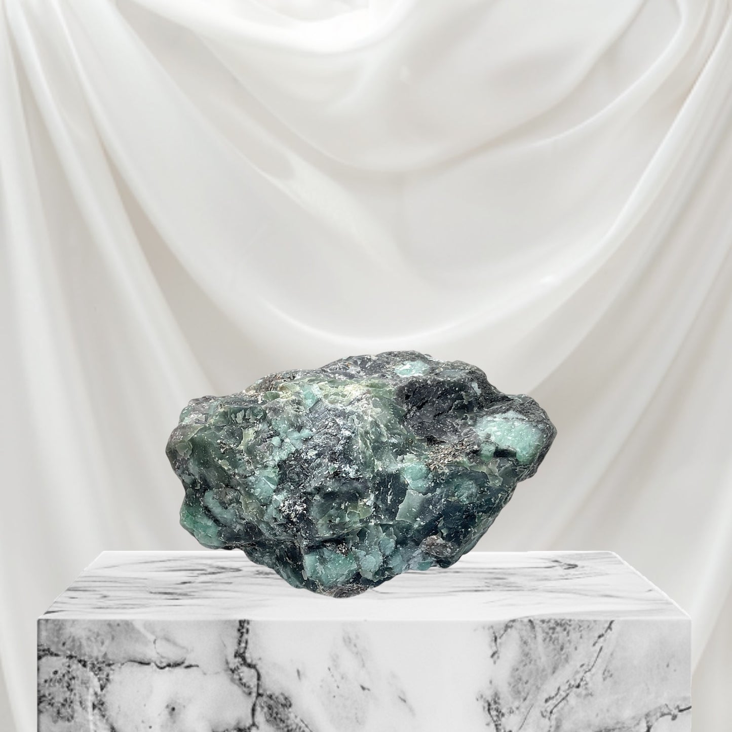 Smaragd Rohstein | 357gr. I 1785 ct I 10x6x5cm I farbintensiv | Top 1A-Qualität | Unikat-Masterpiece 1651 I Brasilien