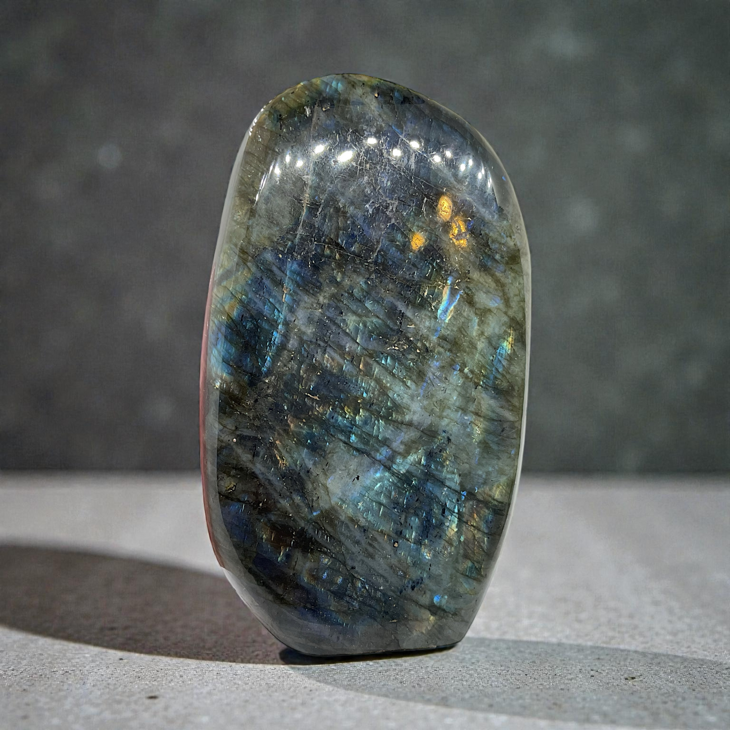 XXL Labradorit Freeform I 9x5x15cm I 1412gr. I Unikat-Masterpiece 1638 I hochglanzpoliert I Sammlerstück I Top 1A-Qualität I Madagaskar