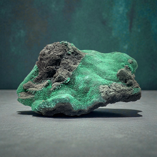 Malachit Rohstein I Edelstein I Stufe I 236gr. I 8x6x4cm I Sammlerstück I Unikat-Masterpiece S3016 I Namibia-Tsumeb