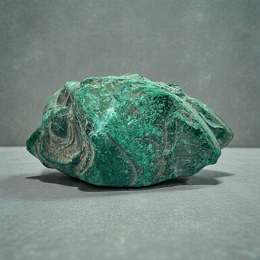 Malachit Rohstein I Edelstein I 224gr. I 7x5x4cm I Sammlerstück I Unikat-Masterpiece 1675 I Afrika-Kongo