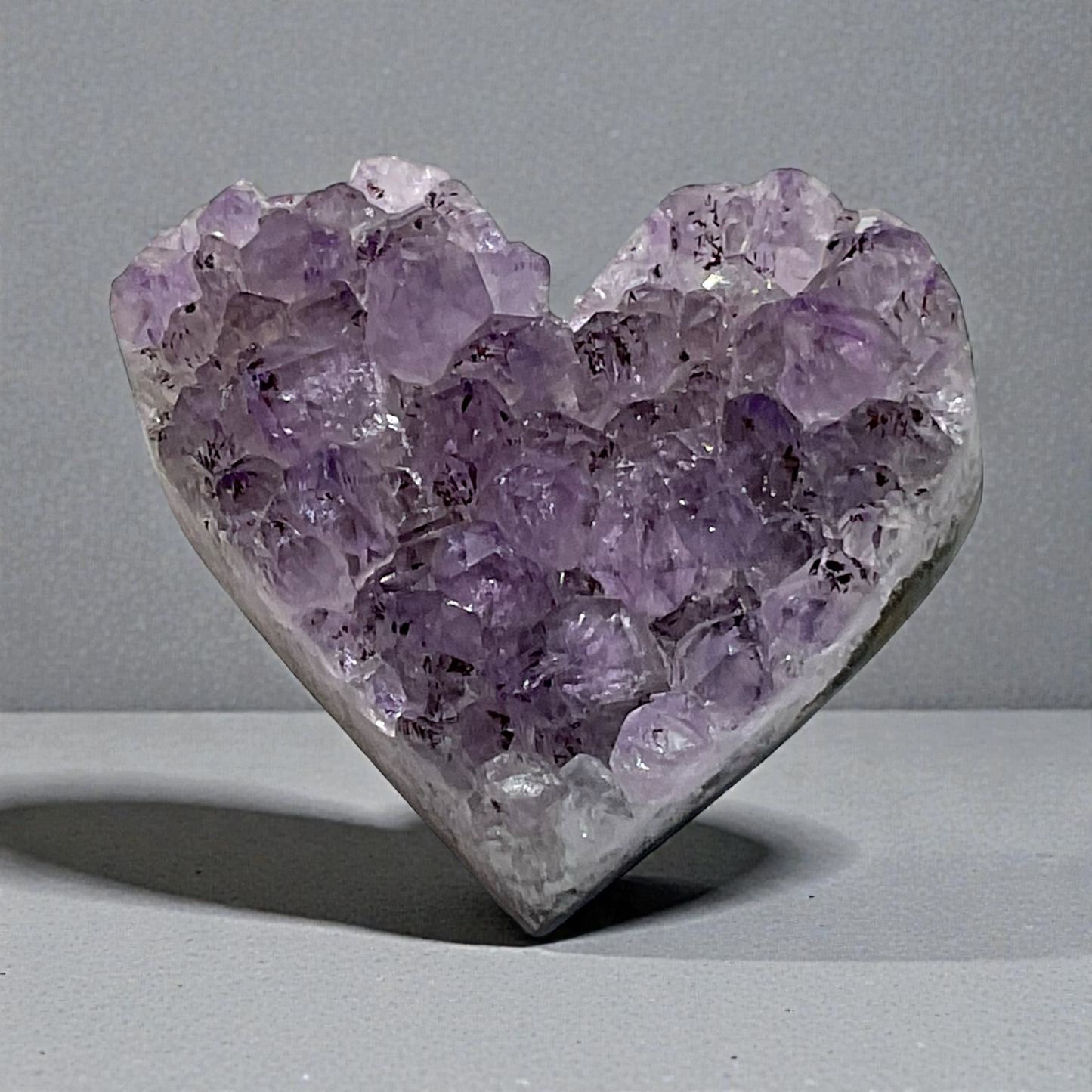 Amethyst Herz I Rohstein Cluster Druse I starker Heilstein I ca. 20 gr. I ca. 3-4 cm I Handarbeit I Herzgeschenk I Liebesgeschenk I Brasilien