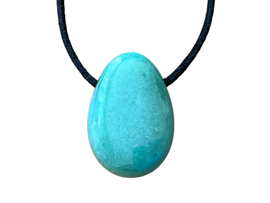 Aventurin grün Anhänger Tropfen – Edelstein Kette mit 80 cm Band & Geschenkbox – Echter Aventurin Schmuck Grün – Naturstein in AAA-Qualität aus Brasilien – 30x20 mm