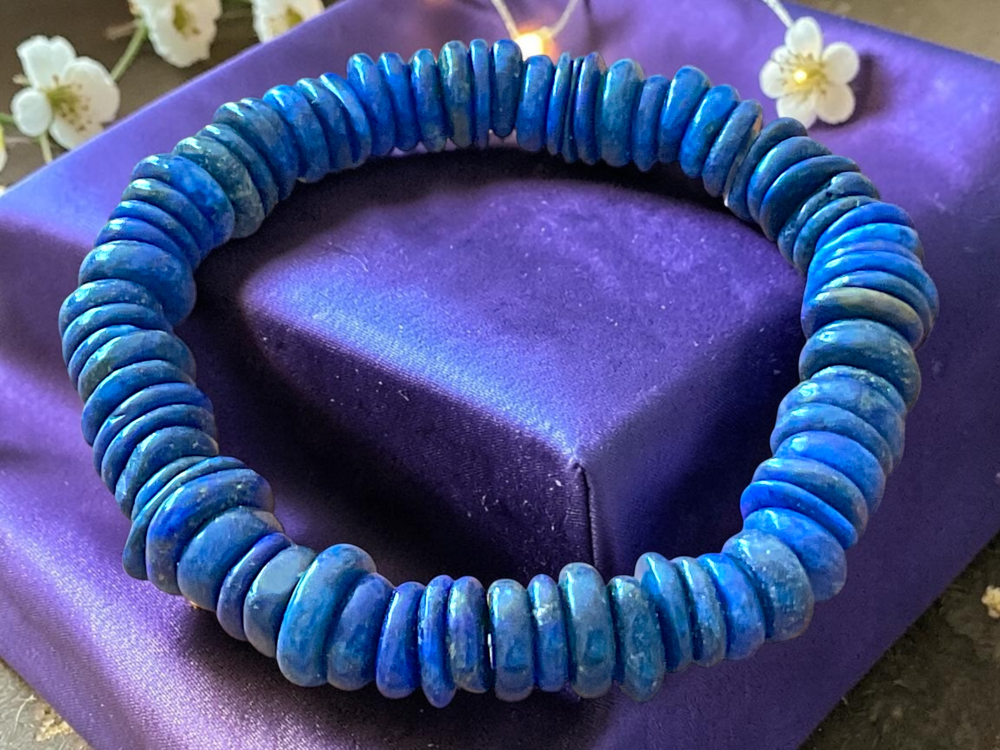 Lapislazuli Armband „Rondell“ – Edelstein in AAA-Qualität aus Pakistan – 18 cm, angenehm zu tragen – Naturstein Schmuck für Weisheit & innere Klarheit