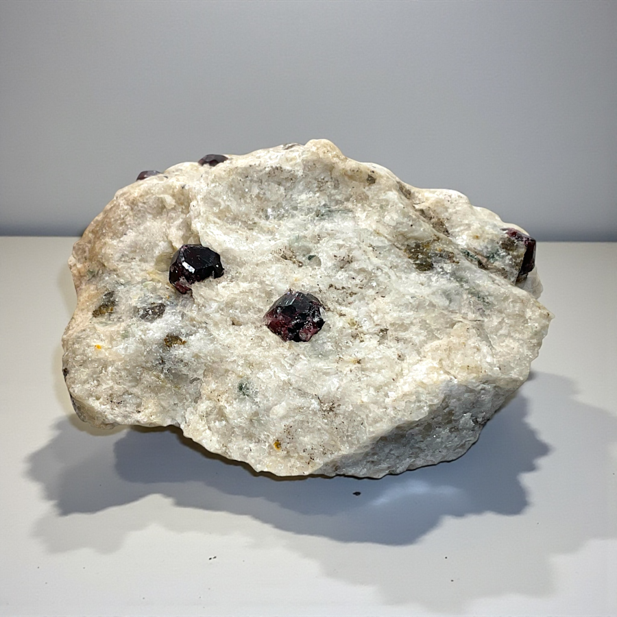 Rubin in Matrix Rohstein 393g – 10x9x5cm – AAA-Qualität – Sammlerstück – Unikat-Masterpiece Nr. 1659 – Ceylon / Sri Lanka