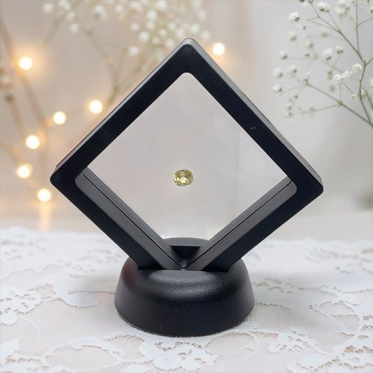 Hellgelber Saphir im Kissenschliff – 1,858 ct echter Korund-Edelstein aus Sri Lanka – 7,11 × 6,45 × 4,59 mm – geschliffenes Unikat mit Zertifikat & Geschenkverpackung - Sammlerstück