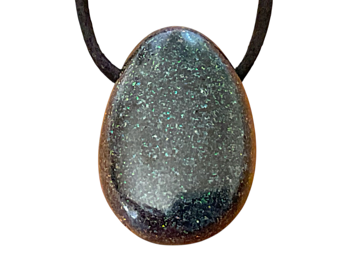 Schwarzer Matrix-Opal Tropfenanhänger aus Australien – natürlicher Edelopal, stabilisiert – 30 × 20 mm – mit Band & Geschenkbox