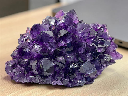 Uruguay Amethyst Kristallstufe mit stalaktitischem Achatkern – 463 g – 10 × 8 × 6 cm – AAA-Qualität – Sammlerstück – Unikat-Masterpiece 1719