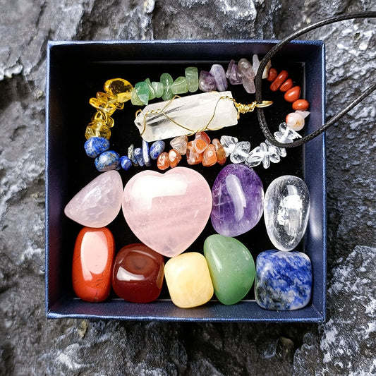 Chakra Edelstein Set Selbstheilung - 11 teilig mit Halskette, Armband und Herz in Geschenkbox - mit 14 seitigem liebevoll gestaltetem Ebook als Anleitung